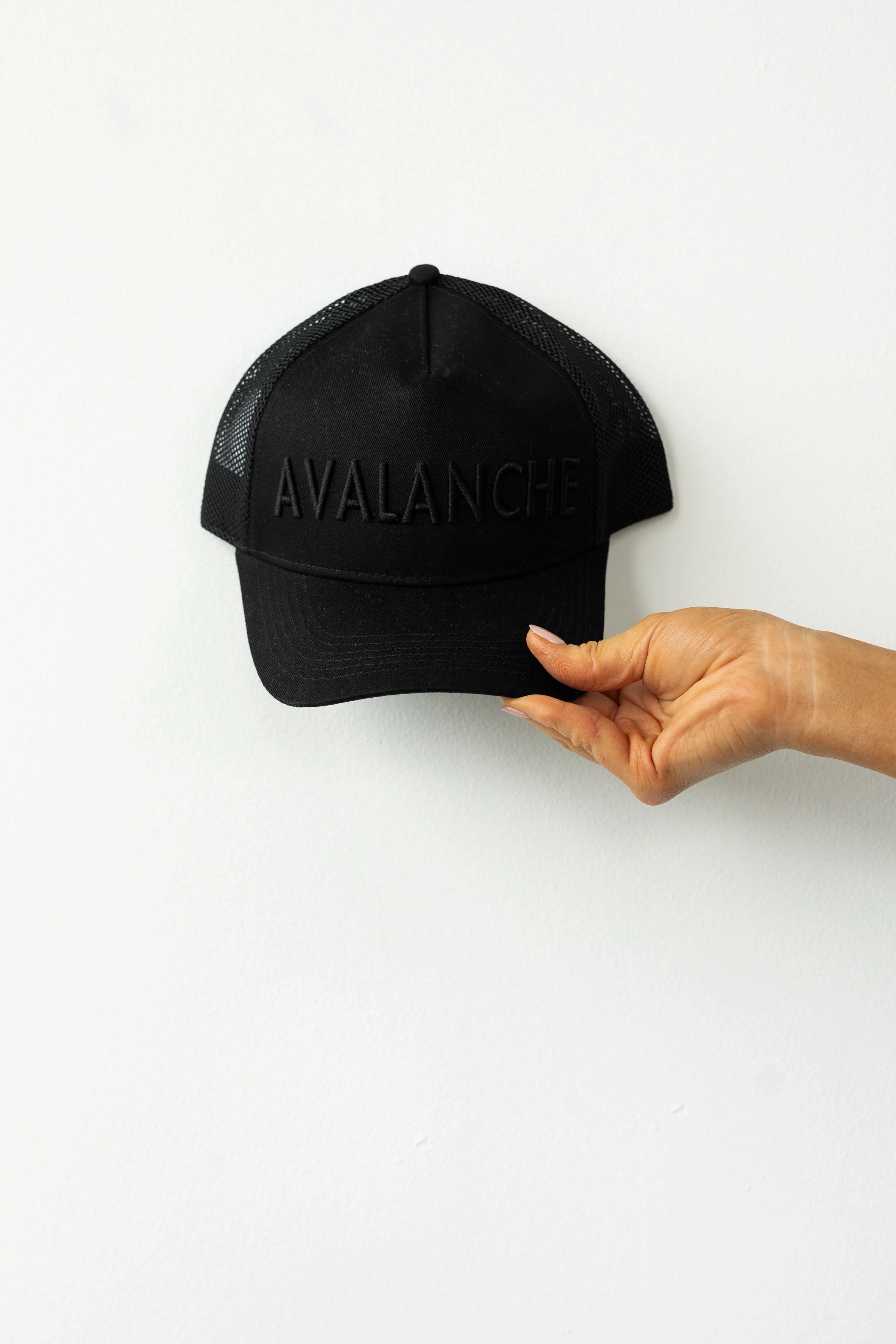 Avalanche Ladies Team Mesh Trucker - Black