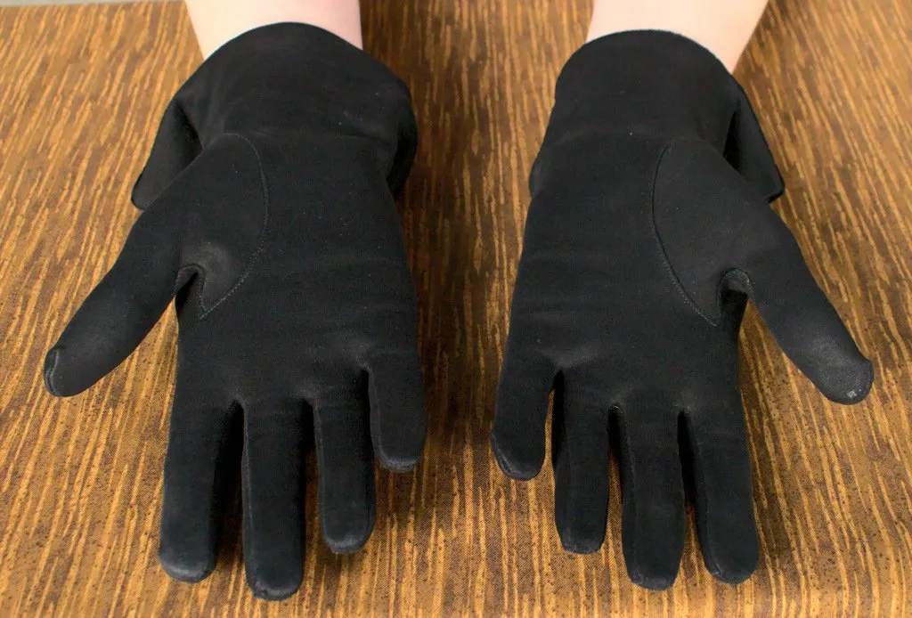 Black Velvet Cuff Gloves