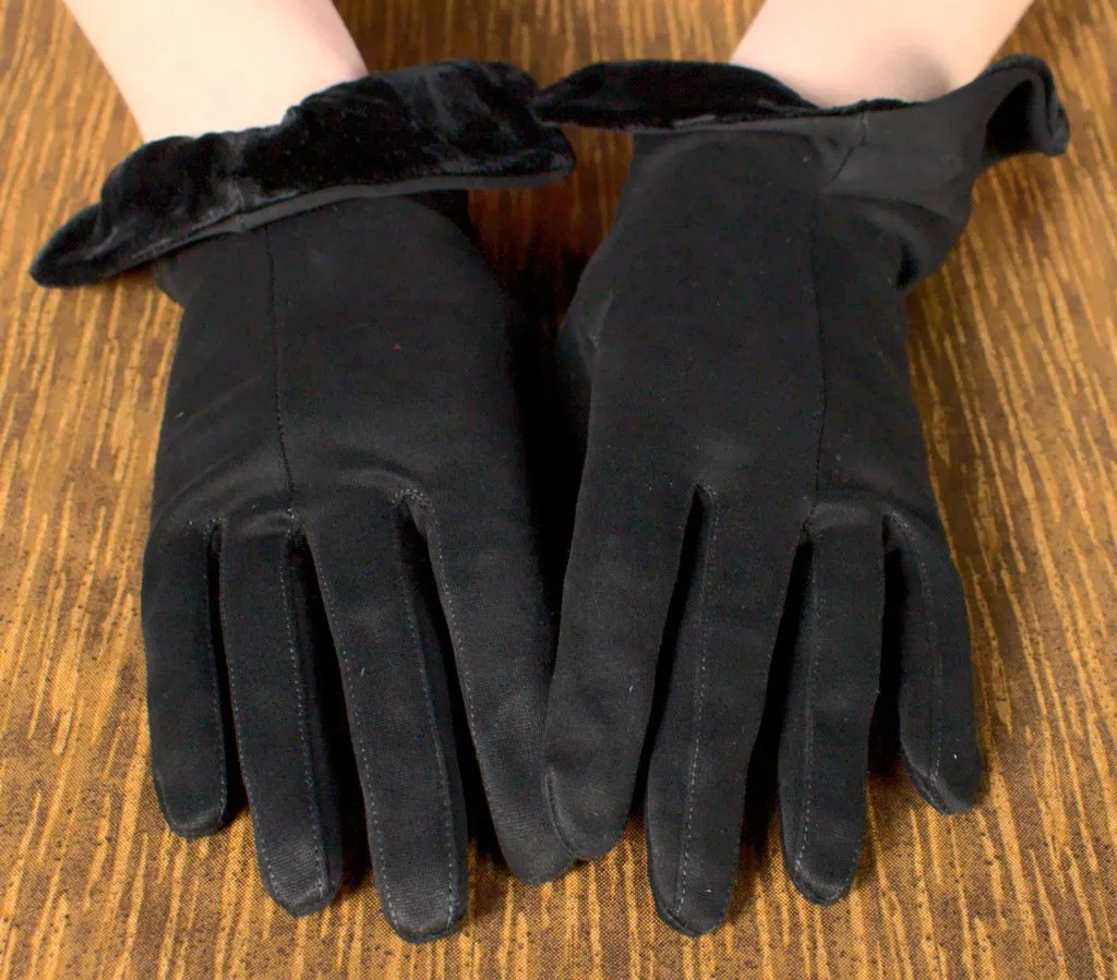 Black Velvet Cuff Gloves