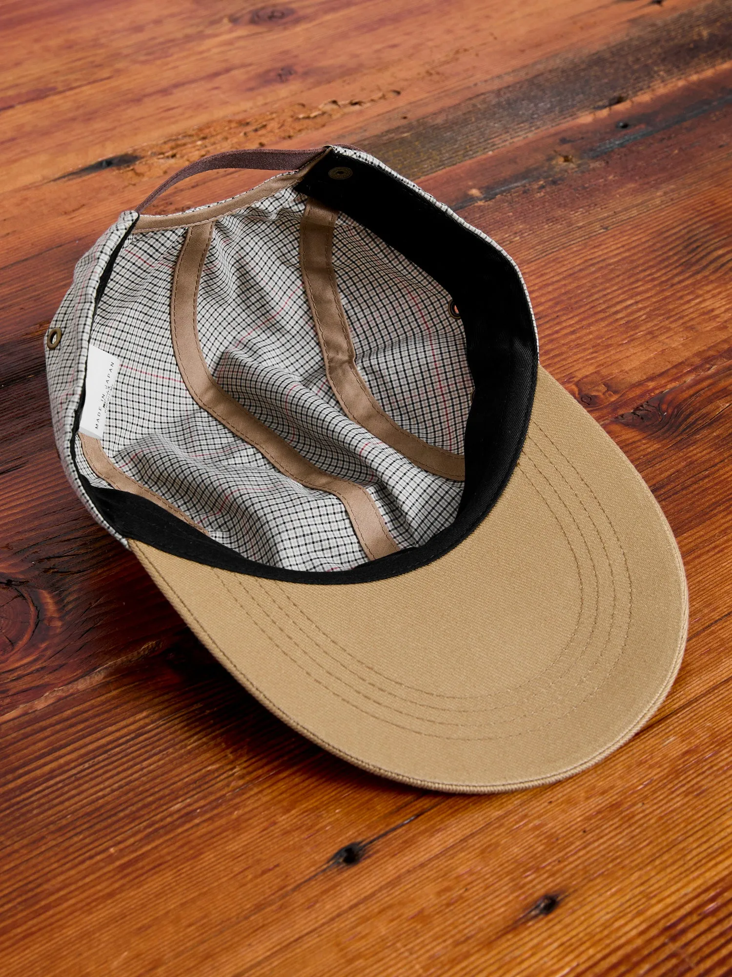 Fishing Cap in Beige Plaid