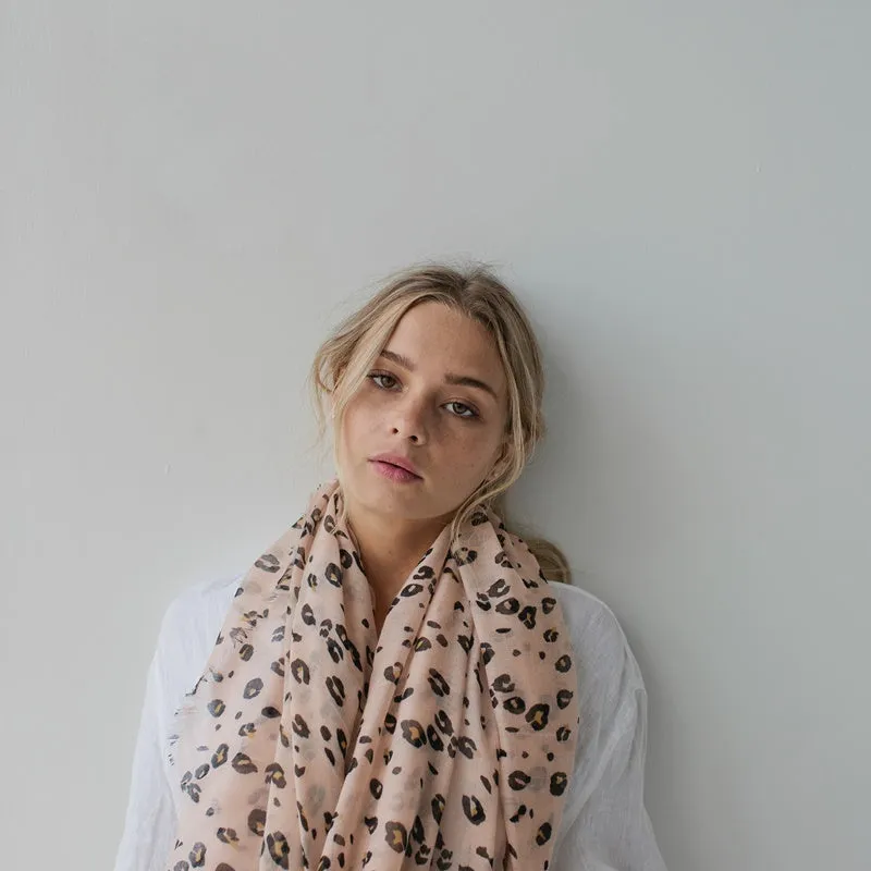 SOPHIE - Leopard Maxi Scarf - Blush