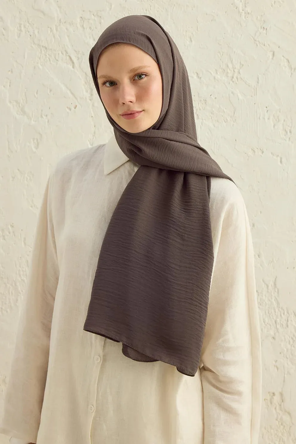 Textured Crepe Scarf Marsala