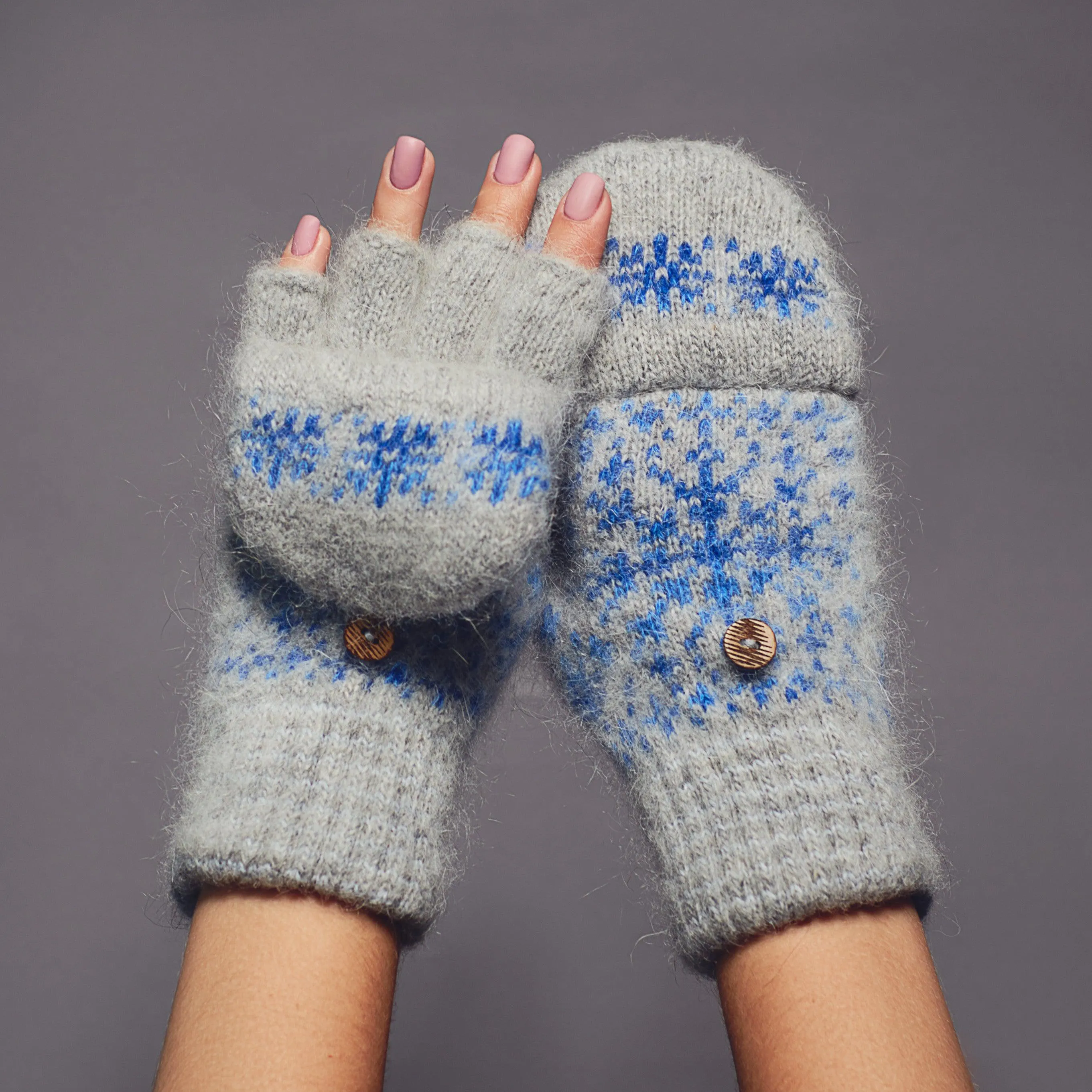 Women's Blue Blizzard Goat Wool Mitten Gloves